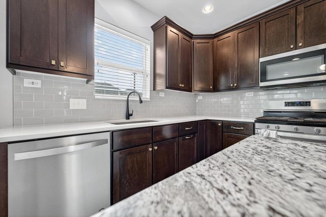 9720 Winter Basil Drive, Verona, WI 53593