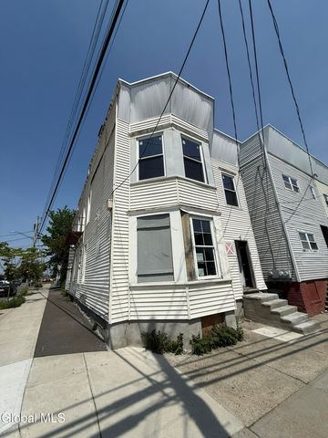 68 Watervliet Avenue, Albany, NY 12206