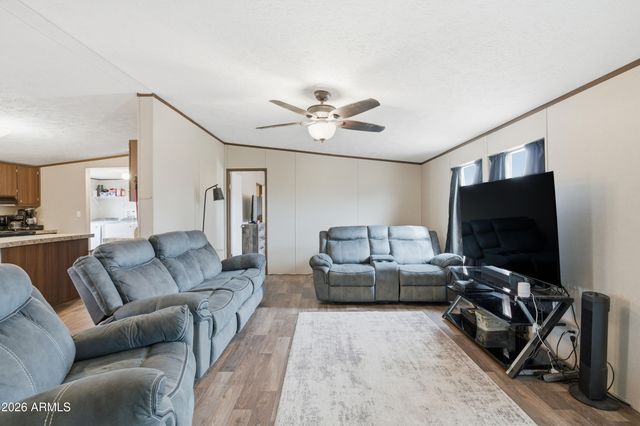 2975 W MANZANITA Street, Apache Junction, AZ 85120