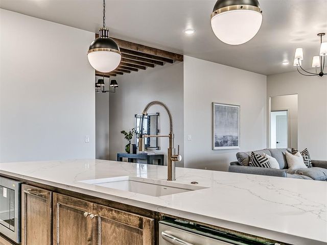 2541 S May Avenue, Guthrie, OK 73044