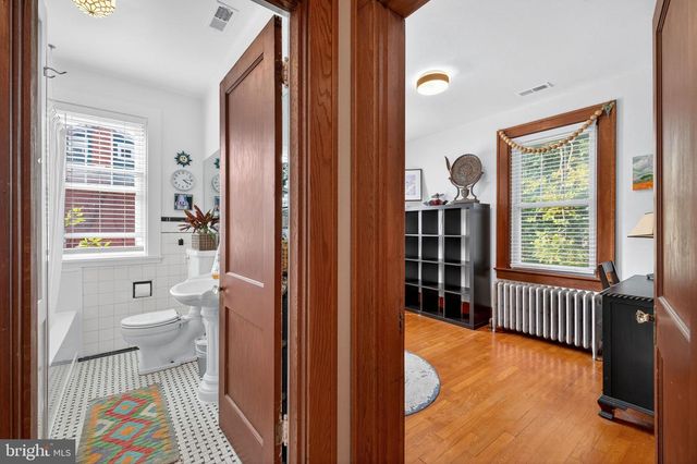 420 W CORK ST, Winchester, VA 22601