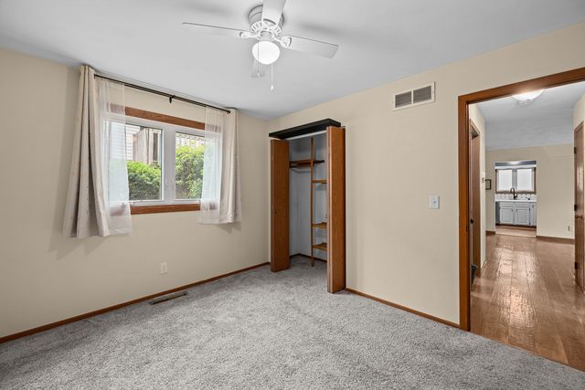8504 Ridgewood Road 501, Rock Island, IL 61201
