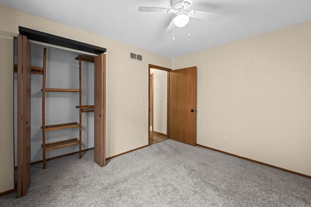 8504 Ridgewood Road 501, Rock Island, IL 61201