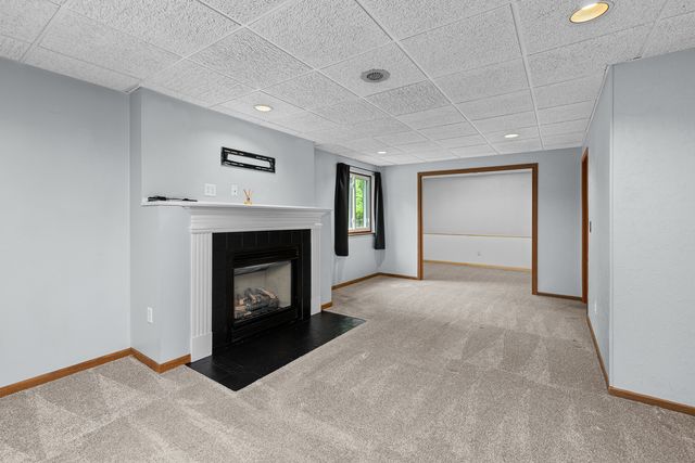 8504 Ridgewood Road 501, Rock Island, IL 61201