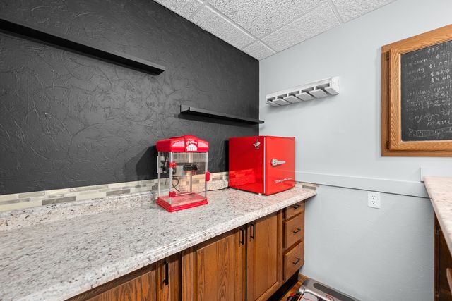 8504 Ridgewood Road 501, Rock Island, IL 61201