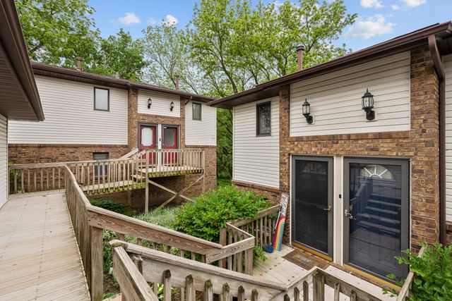 8504 Ridgewood Road 501, Rock Island, IL 61201