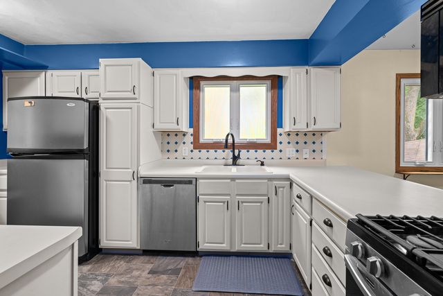 8504 Ridgewood Road 501, Rock Island, IL 61201