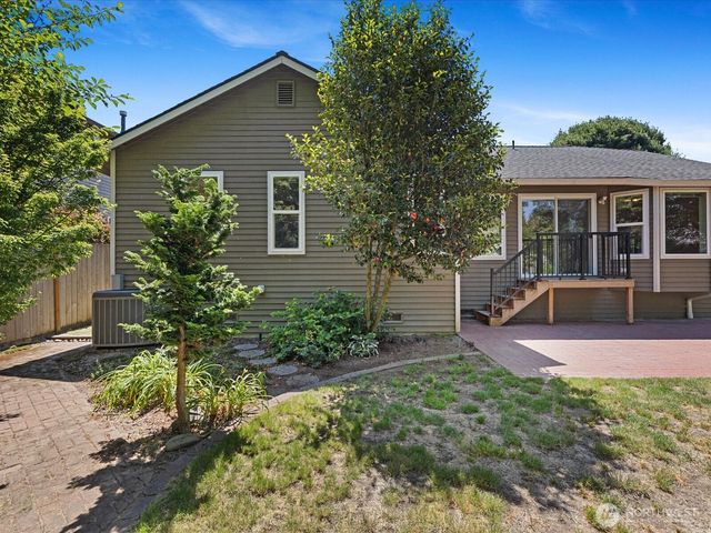 6211 145th Street SE, Everett, WA 98208