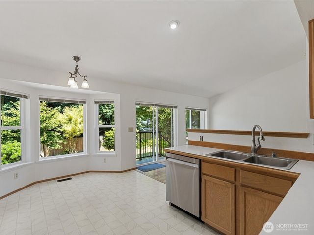 6211 145th Street SE, Everett, WA 98208
