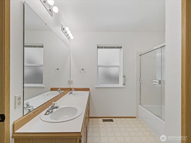 6211 145th Street SE, Everett, WA 98208
