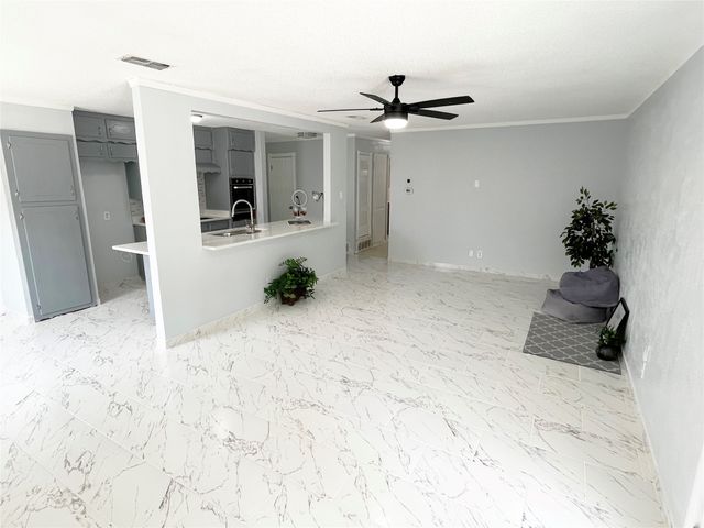 6400 Carousel Drive, Watauga, TX 76148