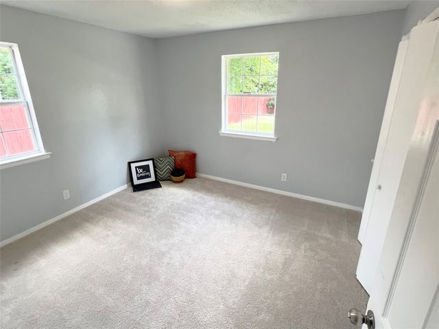 6400 Carousel Drive, Watauga, TX 76148