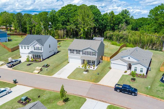 7041 Fairview Falls Drive, Chesnee, SC 29323