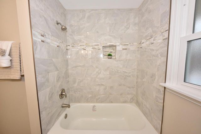 4101 N 70th STREET, Milwaukee, WI 53216