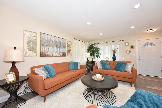 4101 N 70th STREET, Milwaukee, WI 53216