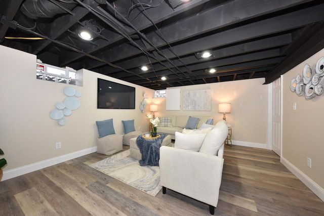 4101 N 70th STREET, Milwaukee, WI 53216