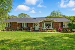 27805 S Klemme Road, Crete, IL 60417