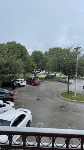 11201 NW 83rd St 205, Doral, FL 33178