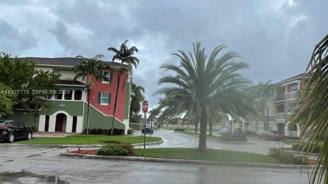 11201 NW 83rd St 205, Doral, FL 33178