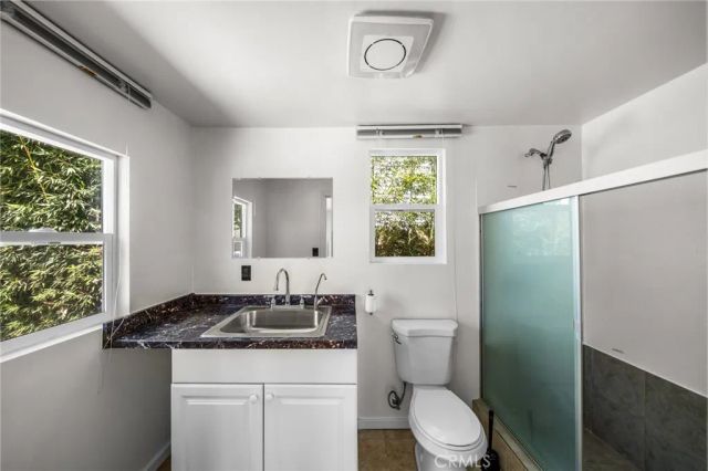 918 5th, Los Angeles, CA 90019