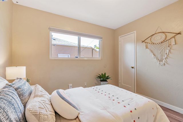 2884 W Rose St, Stockton, CA 95203