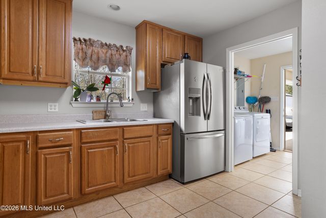 2088 Scianna Lane, Bay Saint Louis, MS 39520