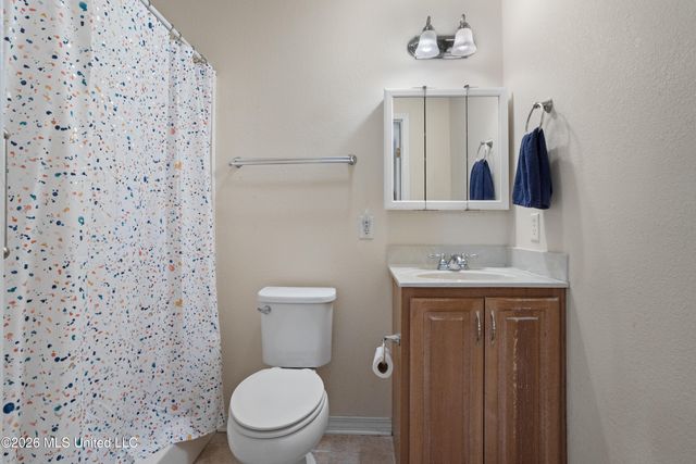 2088 Scianna Lane, Bay Saint Louis, MS 39520