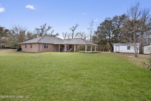 2088 Scianna Lane, Bay Saint Louis, MS 39520