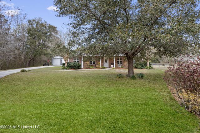 2088 Scianna Lane, Bay Saint Louis, MS 39520