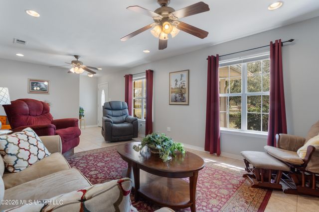 2088 Scianna Lane, Bay Saint Louis, MS 39520