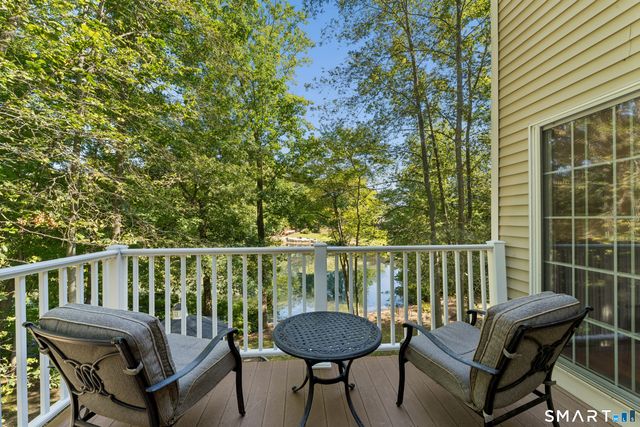 285 Mallard Drive, Orange, CT 06477
