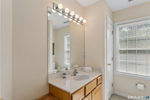 285 Mallard Drive, Orange, CT 06477