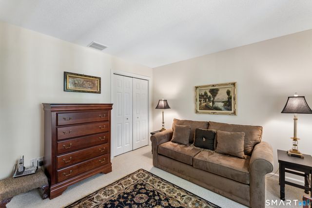 285 Mallard Drive, Orange, CT 06477