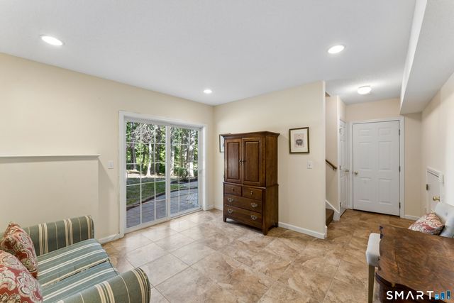285 Mallard Drive, Orange, CT 06477