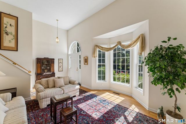 285 Mallard Drive, Orange, CT 06477