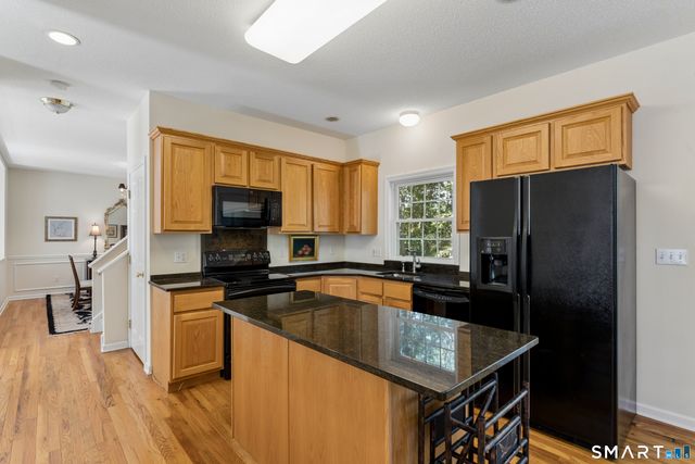 285 Mallard Drive, Orange, CT 06477