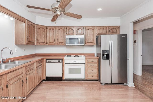 2928 Klondike Ln, Louisville, KY 40218