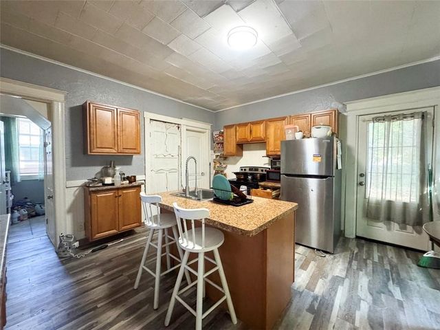 60 Maria Street, Rochester, NY 14621