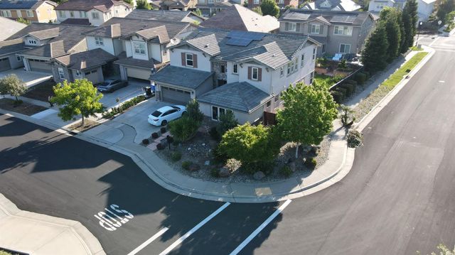 10005 W Atrio Cir, Elk Grove, CA 95757