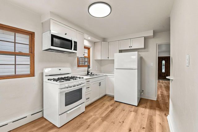 940 CHRISTIANA STREET, Green Bay, WI 54303