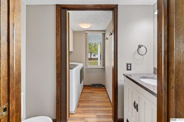 14804 Decatur Plaza, Omaha, NE 68154