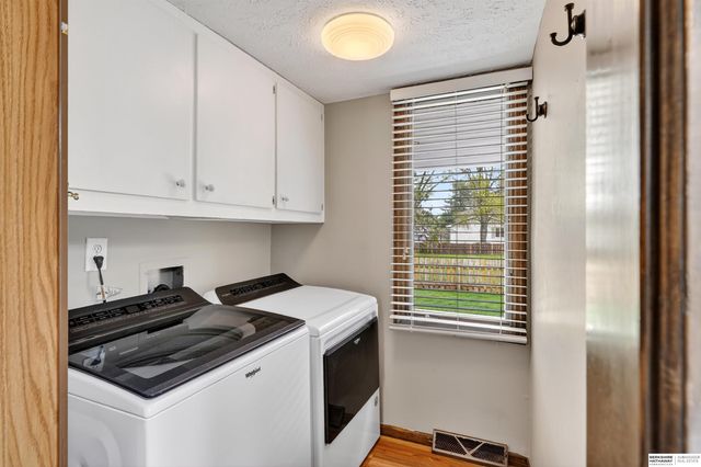 14804 Decatur Plaza, Omaha, NE 68154