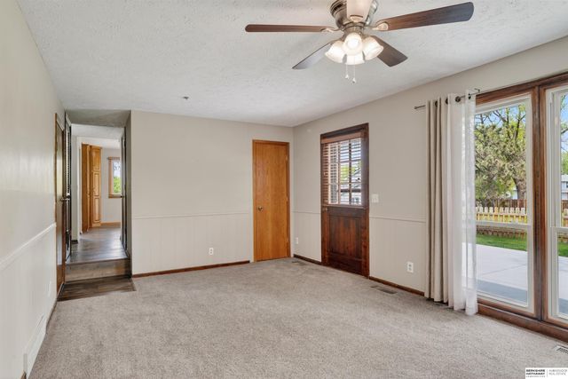 14804 Decatur Plaza, Omaha, NE 68154