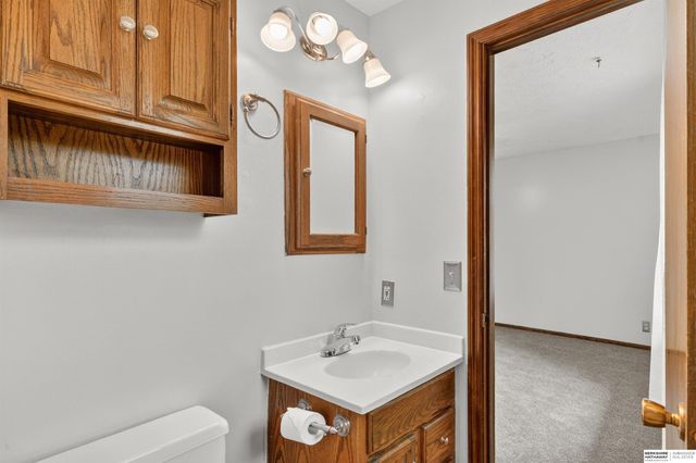 14804 Decatur Plaza, Omaha, NE 68154