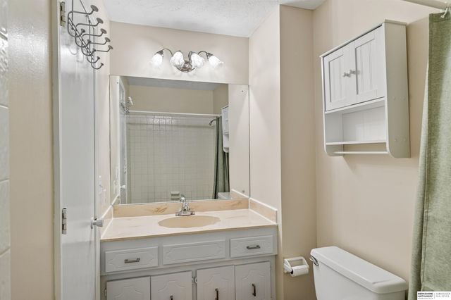 14804 Decatur Plaza, Omaha, NE 68154