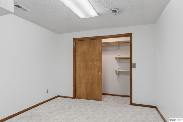 14804 Decatur Plaza, Omaha, NE 68154