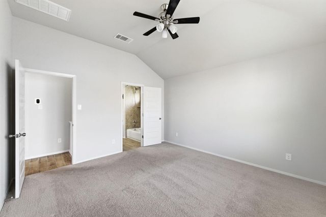 104 Crooked TRL, Bastrop, TX 78602