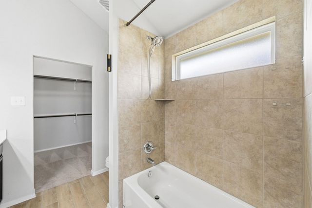 104 Crooked TRL, Bastrop, TX 78602