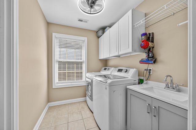 1268 Cape Cod Circle, Lexington, KY 40504
