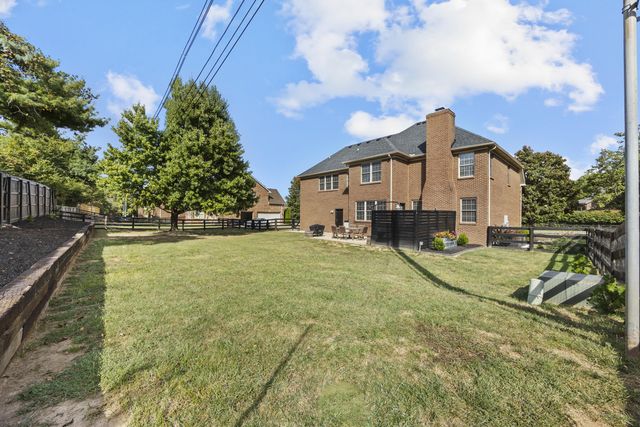 1268 Cape Cod Circle, Lexington, KY 40504